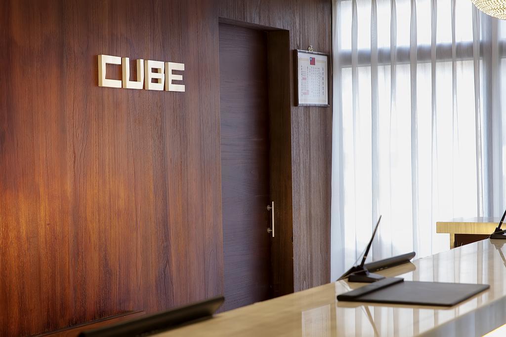 Hotel Cube Taichung Exterior foto